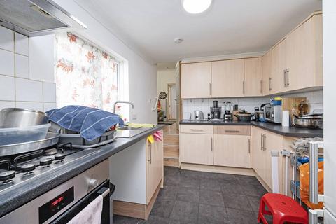 Park Lane, Tottenham, London, N17