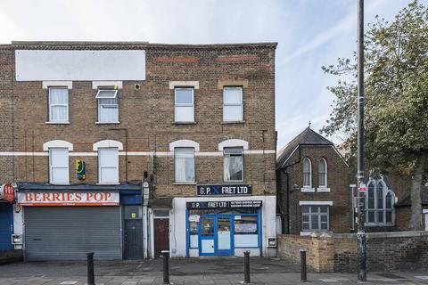2 bedroom flat for sale, Park Lane, Tottenham, London, N17