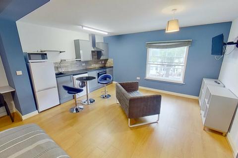 1 bedroom ground floor flat to rent, Penny Farthing Place, North Sherwood Street, Nottingham NG1