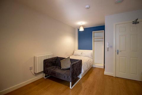 1 bedroom ground floor flat to rent, Penny Farthing Place, North Sherwood Street, Nottingham NG1