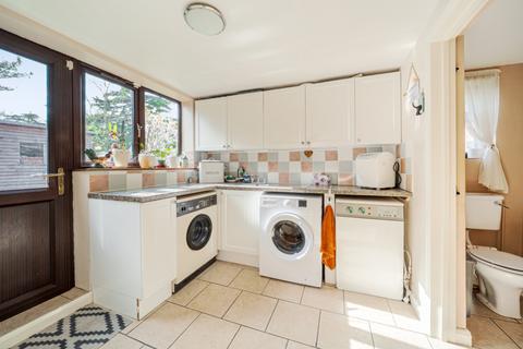2 Butt Lane, Walcott, Lincoln, LN4 3SS