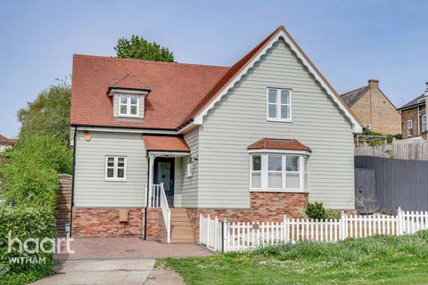 Armond Cottage Armond Road, Witham, CM8 2HA