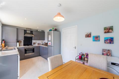 66 Rothbury Drive, Ashington, NE63 8TQ