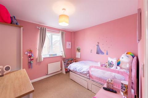 66 Rothbury Drive, Ashington, NE63 8TQ