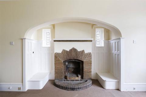3 bedroom apartment for sale, Colley Lane, Reigate, Surrey, RH2