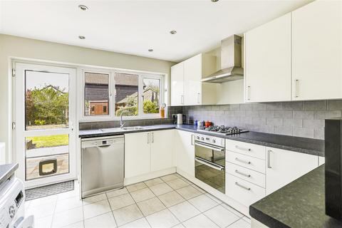 7 Freman Drive, Buntingford, SG9 9TD