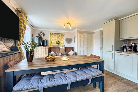 104 Attingham Drive, Dudley, DY1 3HW