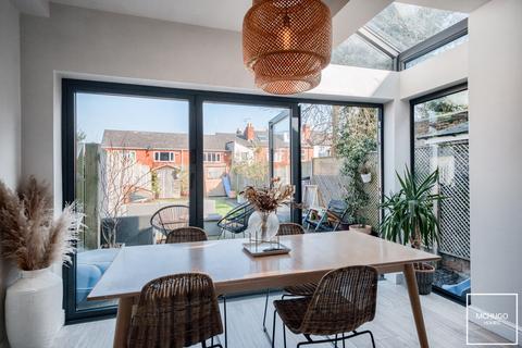 3 bedroom terraced house for sale, Bull Street, Harborne B17