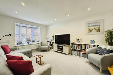 47 Bailey Road, Wilmslow, SK9 2TX