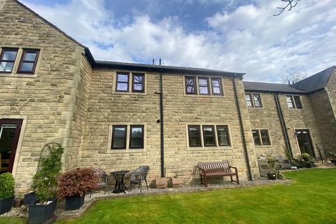 37 Butterworth Way, Greenfield, Oldham, OL3 7PS