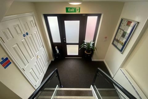 37 Butterworth Way, Greenfield, Oldham, OL3 7PS