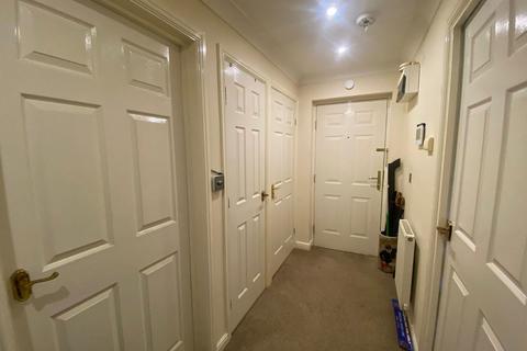 37 Butterworth Way, Greenfield, Oldham, OL3 7PS