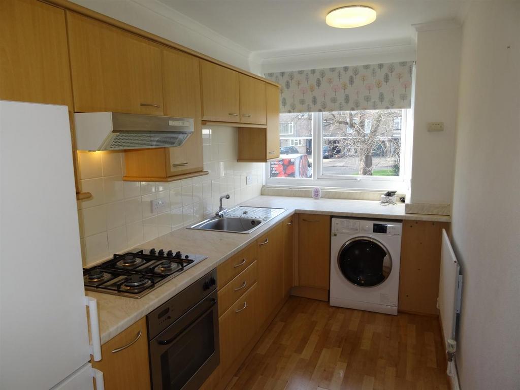 Fitted kitchen