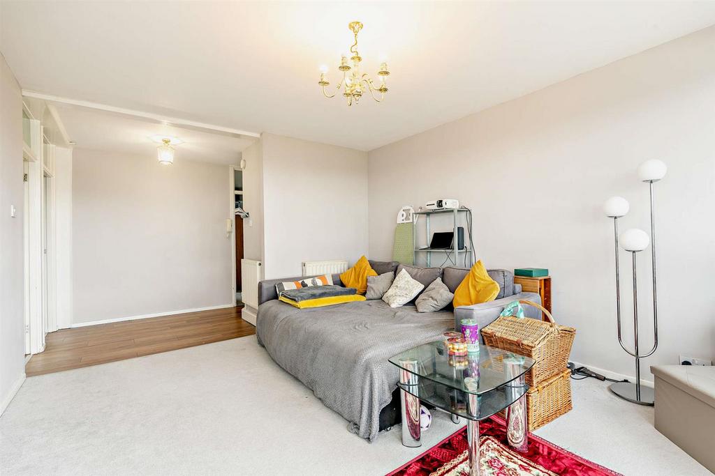 8645521-interior16-800.jpg