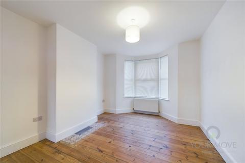 3 bedroom terraced house to rent, Ashburnham Road, Northampton NN1