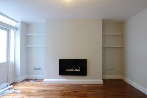 2 bedroom flat to rent, Lansdowne Place, Hove