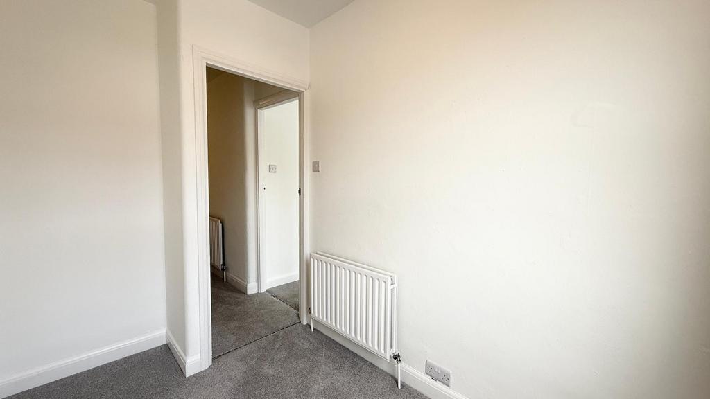 Bedroom 2..jpg