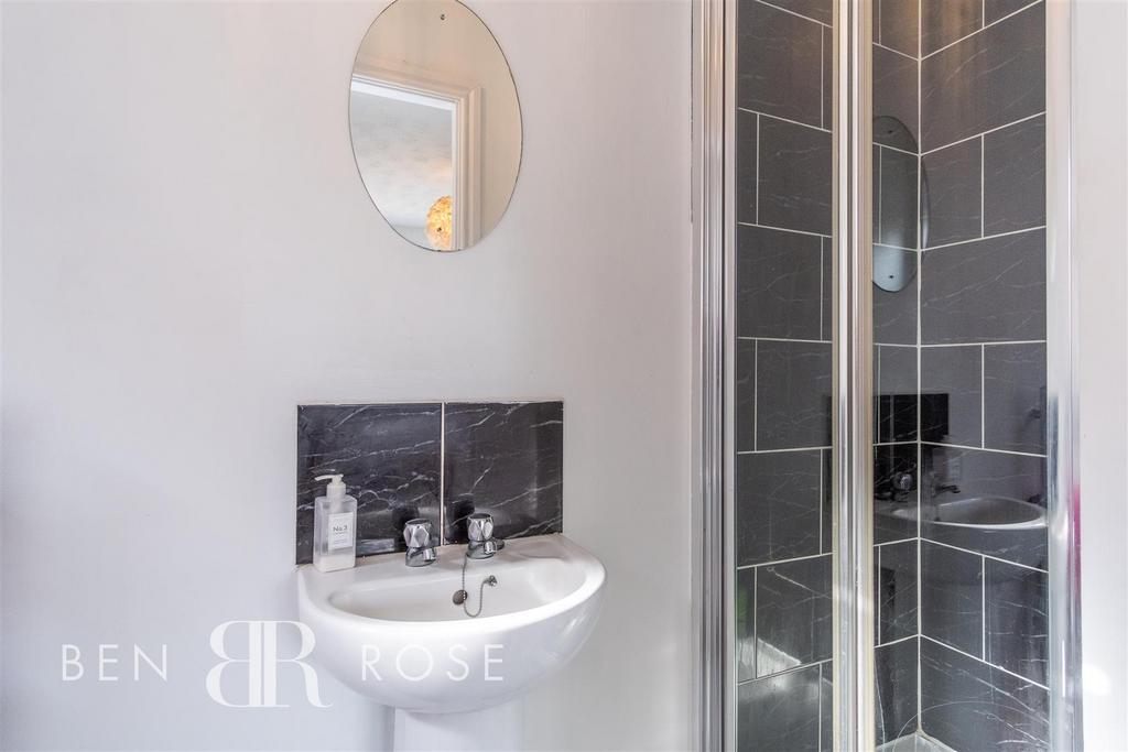 Master Ensuite