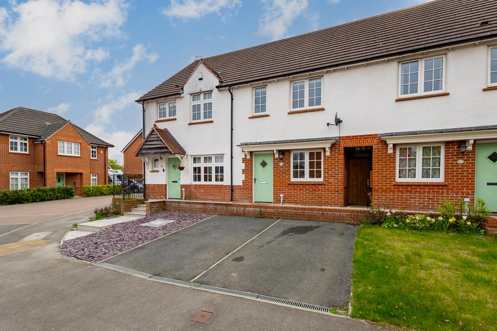 2 Bedroom Town House for Sale