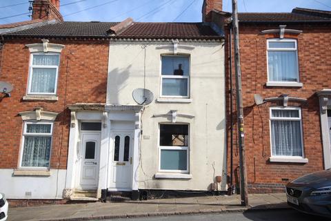 3 bedroom terraced house to rent, Hampton Street, Northampton, NN1
