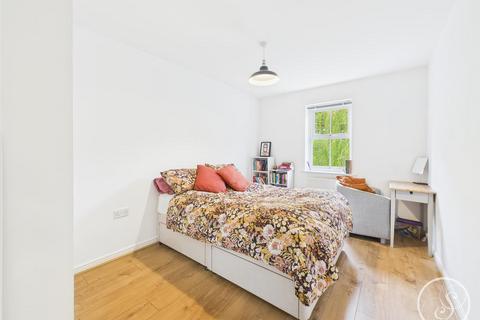 6 Caraway Drive, Meanwood, Leeds, LS6 4RX