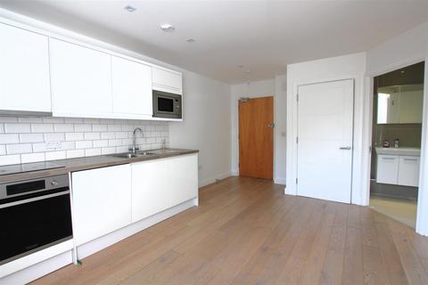 undefined, Cricket Green, Mitcham
