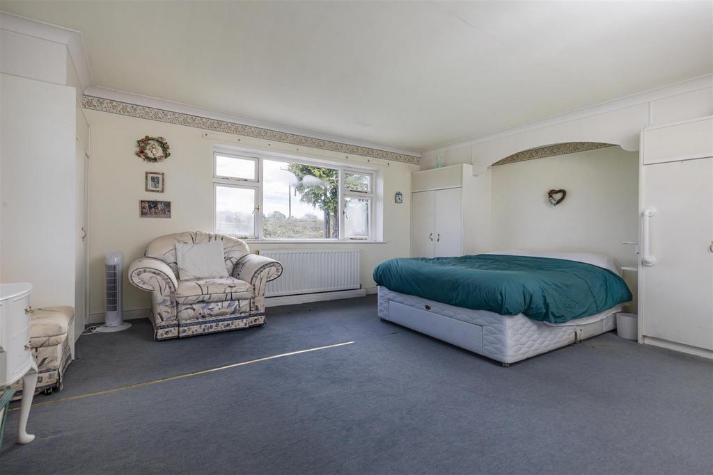 Bramleys Estate Agents - Riley Lane - Kirkburton (