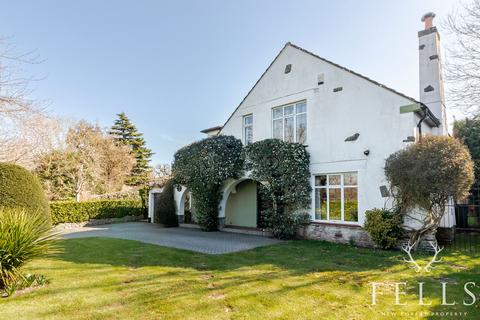 4 bedroom detached house for sale, Salisbury Road, Ringwood BH24