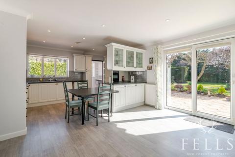 4 bedroom detached house for sale, Salisbury Road, Ringwood BH24