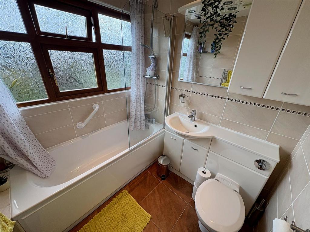 Family bathroom