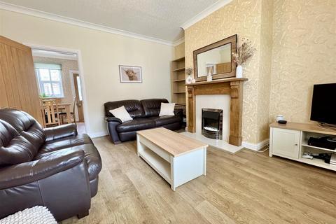 2 bedroom end of terrace house for sale, Alan Road, Darton, Barnsley