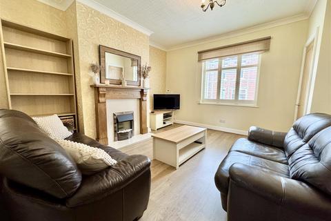 37 Alan Road, Darton, Barnsley, S75 5NL