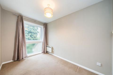 2 bedroom flat for sale, Oakley Close, Isleworth TW7