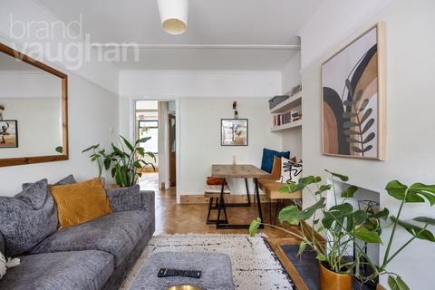 2 bedroom flat for sale, Farm Road, Hove, East Sussex, BN3