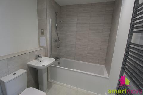 1 bedroom flat to rent, High Road, Seven Kings, IG3