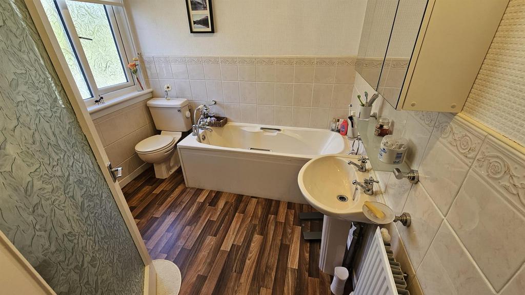 Bathroom.jpeg