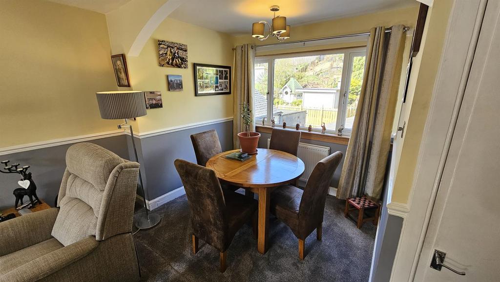 Dining area.jpeg