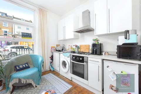 undefined, Junction Road, Tufnell Park, London, N19
