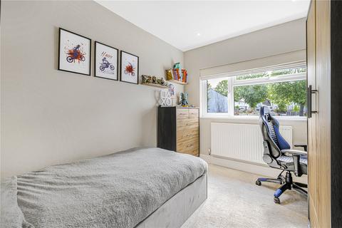 26 Queensway, West Wickham, BR4 9ER