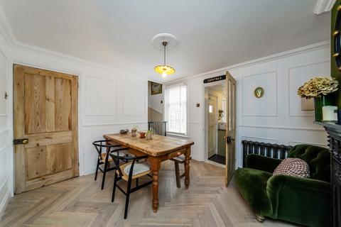 2 bedroom terraced house for sale, Baddow Road, Chelmsford CM2