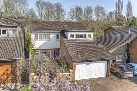 11 Amber Drive, Walgrave, Northampton, NN6 9RW