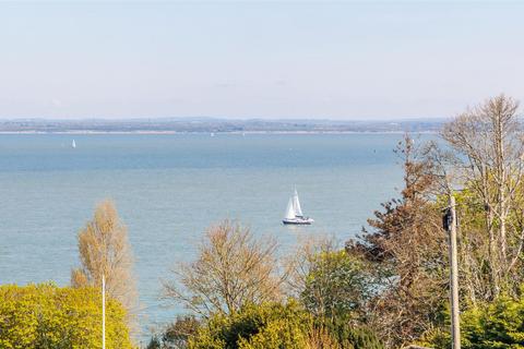 4 bedroom detached house for sale, Cowes, Isle of Wight