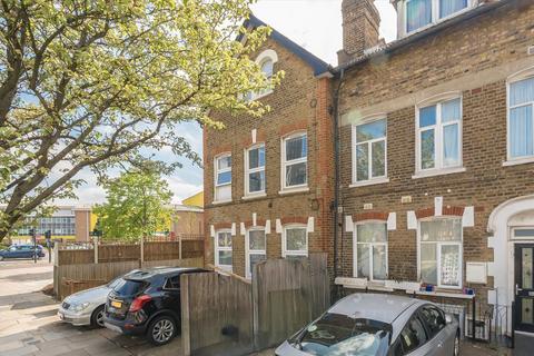 1 bedroom flat to rent, York Road, London W3