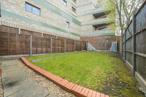 1 bedroom flat to rent, York Road, London W3