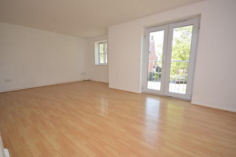 2 bedroom apartment to rent, Wickham Crescent, CM1