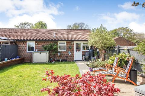 2 bedroom bungalow for sale, Carpenter Close, Lymington, Hampshire, SO41