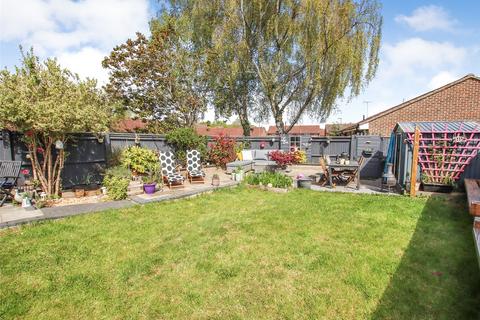 2 bedroom bungalow for sale, Carpenter Close, Lymington, Hampshire, SO41