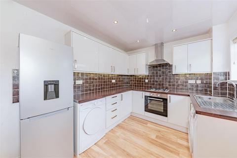 2 bedroom terraced house for sale, Earlston Avenue, Dundee DD4