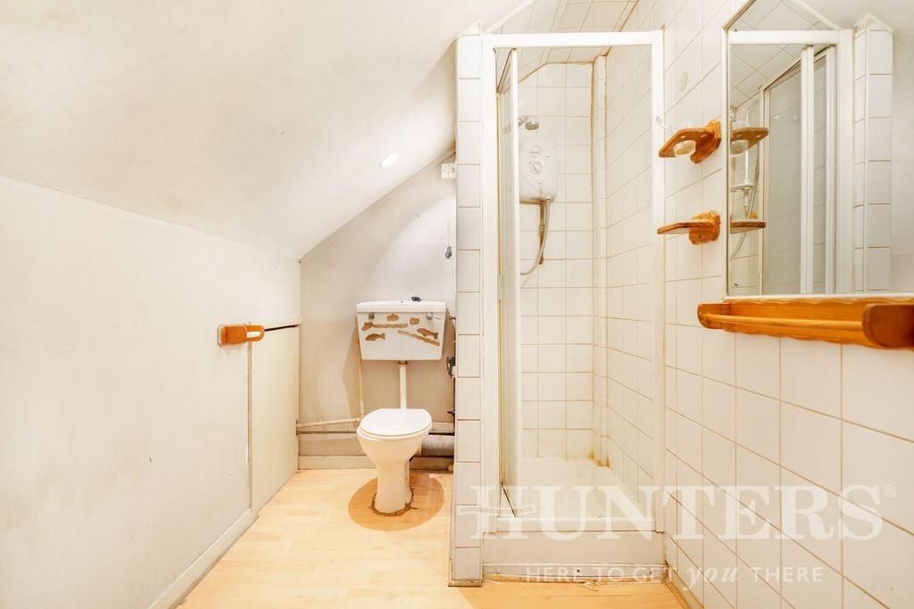 123 Plevna Crescent - EG4 Vrj QLVb LV7 U6s VA7 C.jpg