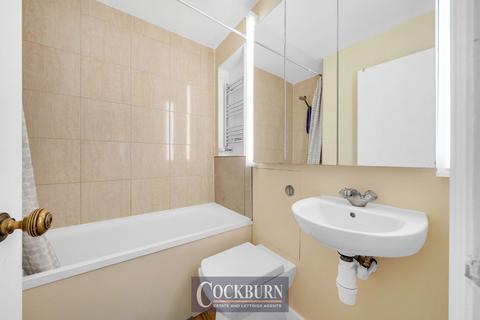 18a Court Yard, London, SE9 5PZ